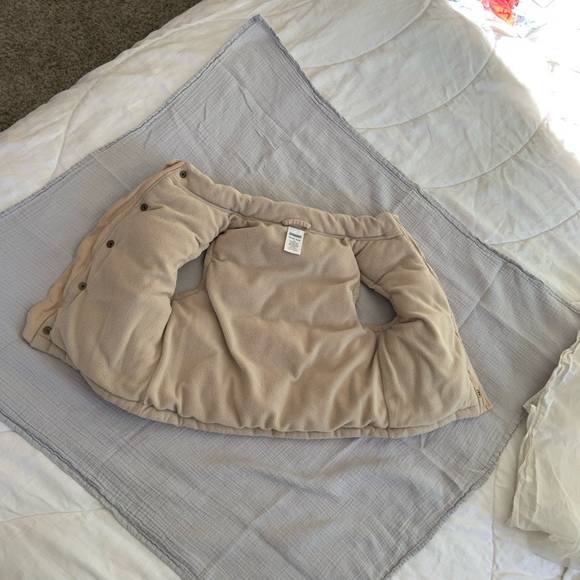 Gymboree winter vest 12-24 months - Picture 3 of 5